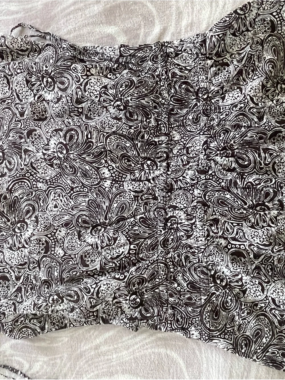 Michael Kors Black & White Paisley Floral V-Neck Blouse
